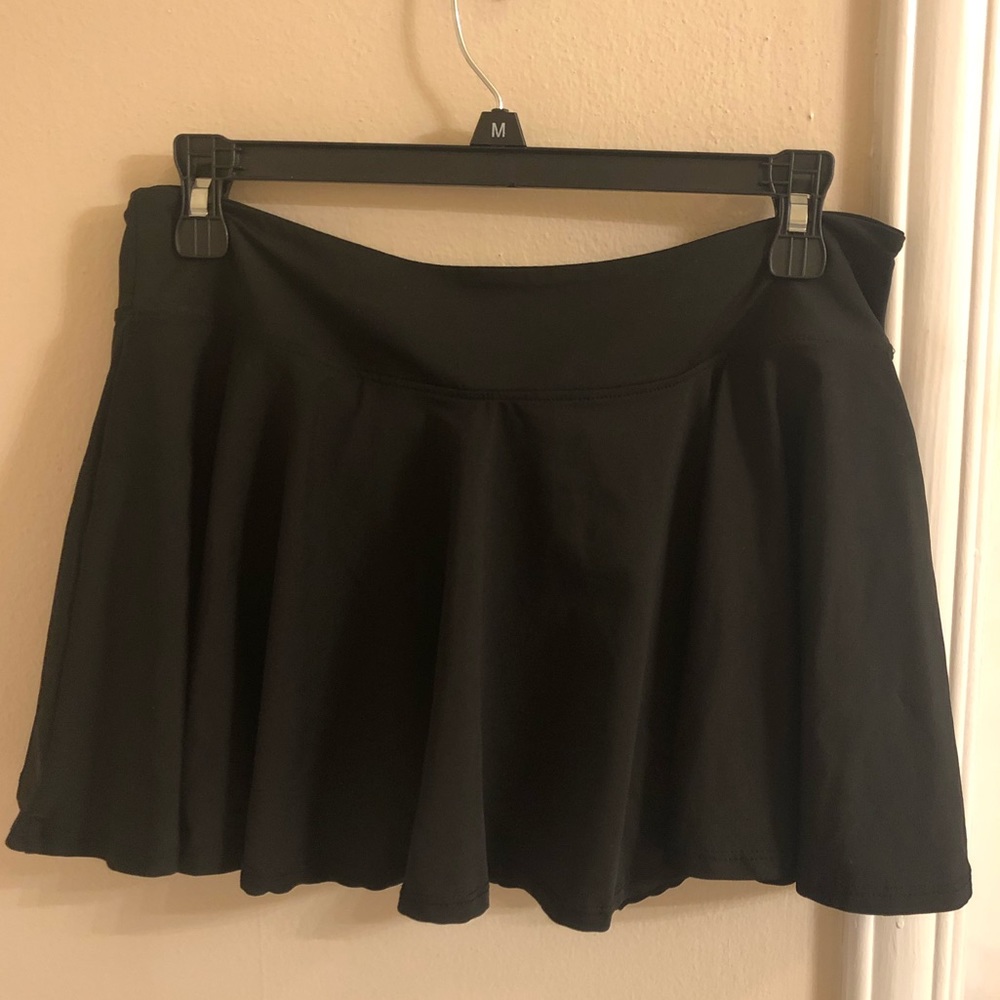 Black tennis skirt
